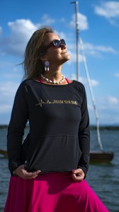 AHIMSA FOLLOW BLACK