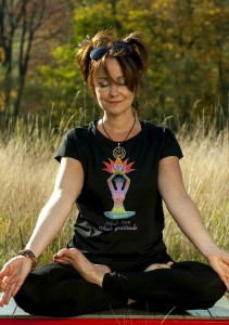 T-SHIRT PRANAYAMA INHALE  BLACK