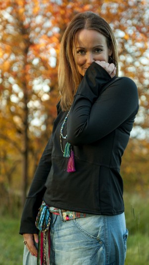 AHIMSA BLACK