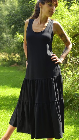 SUKIENKA ANANDA BLACK