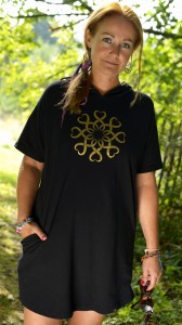 TUNIKA AJNA BLACK GOLDEN MANDALA